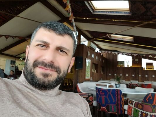  ,   Gio, 45 ,   