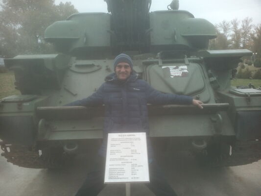  ,   Ruslan, 39 ,   ,   , c 
