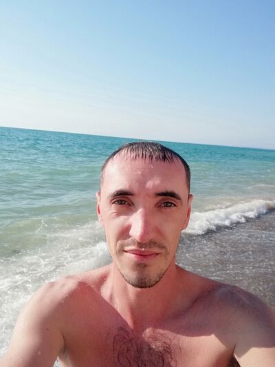  ,   Petya, 41 ,   ,   