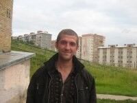  ,   Cergey, 40 ,   