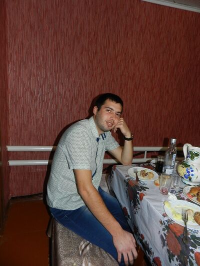  ,   Kolia, 31 ,   