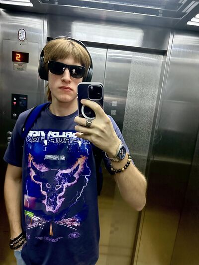  ,   Sergey, 21 ,   c 