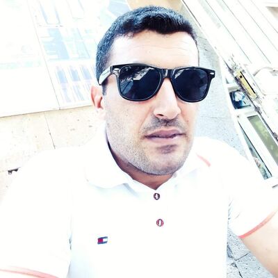  ,   Armen, 38 ,   ,   