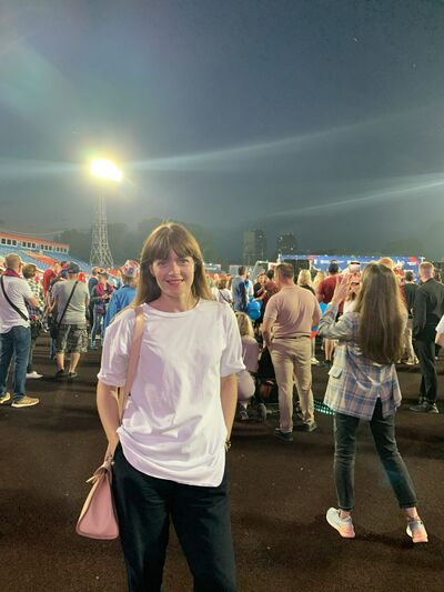  ,   Marina, 42 ,   c , 