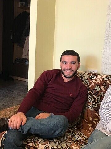  ,   Hayk, 35 ,   ,   , c 
