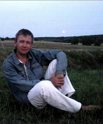  8132681  Stanislav, 51 ,    