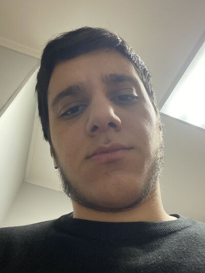  ,   Zaur, 22 ,   ,   , c , 