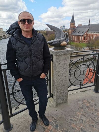  ,   Ivan, 40 ,   ,   