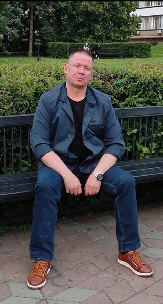  ,   Vlad, 57 ,   c 