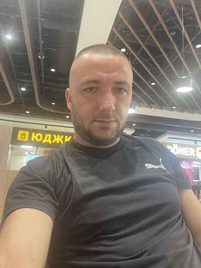  Frankfurt am Main,   , 31 ,   ,   