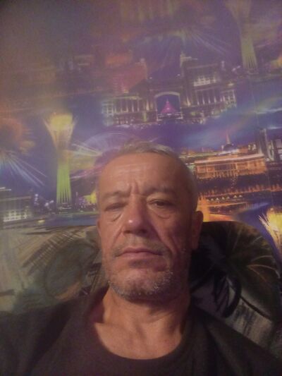  ,   Mahim, 52 ,   ,   