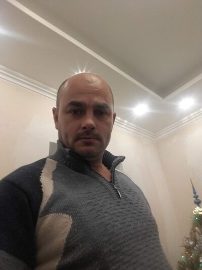  ,   Alex, 37 ,     , c , 