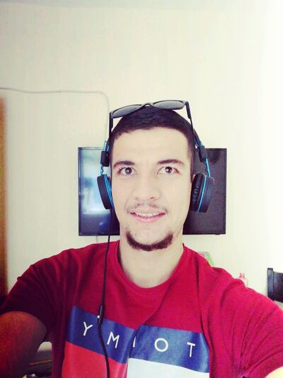  Aydin,   , 31 ,   ,   , c 