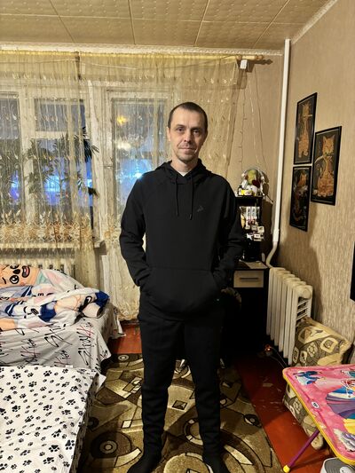  ,   Alexander, 43 ,     , c , 