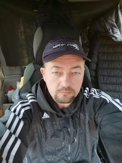  ,   Oleg, 48 ,   ,   
