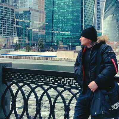  ,   Slava, 32 ,   ,   