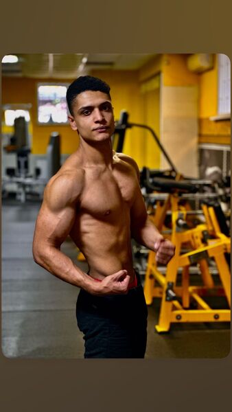  ,   Moataz, 23 ,   ,   