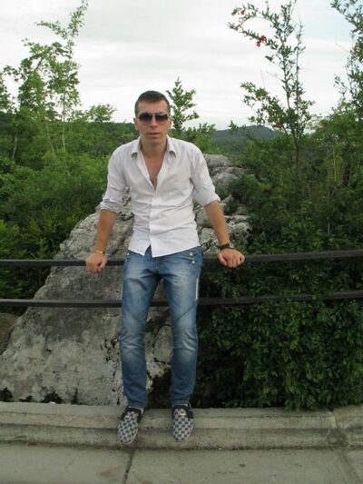  ,   Maks, 39 ,     , c 