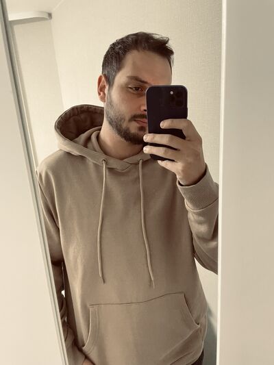  ,   Vladimir, 29 ,   ,   