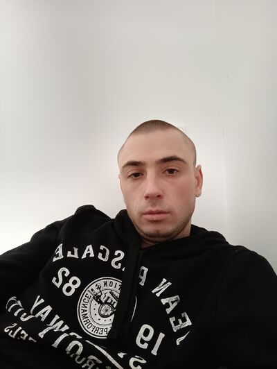  Damme,   , 33 ,   ,   