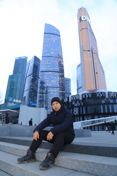 ,   Xurshid, 25 ,   ,   