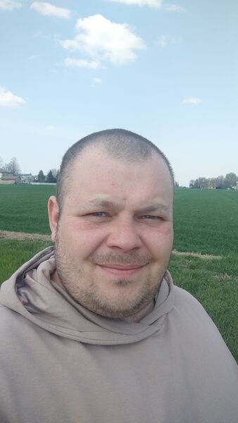  Albinea,   Evgen, 36 ,   ,   
