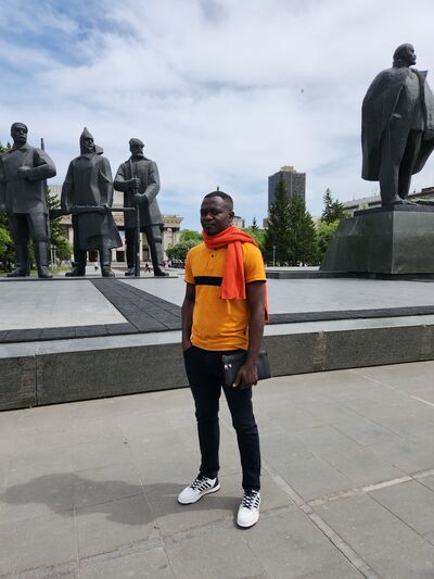  ,   Gilles, 29 ,   ,   