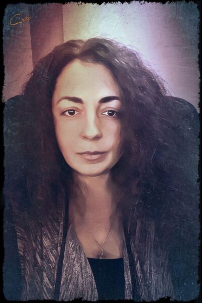  ,   Lidia, 40 ,  