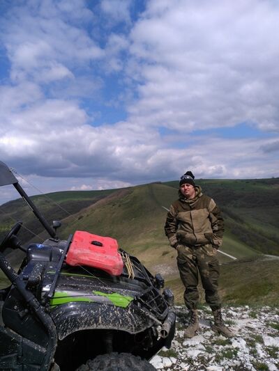  ,   Maks, 42 ,   ,   , c 