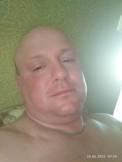  ,   Konstantins, 44 ,   ,   , c 