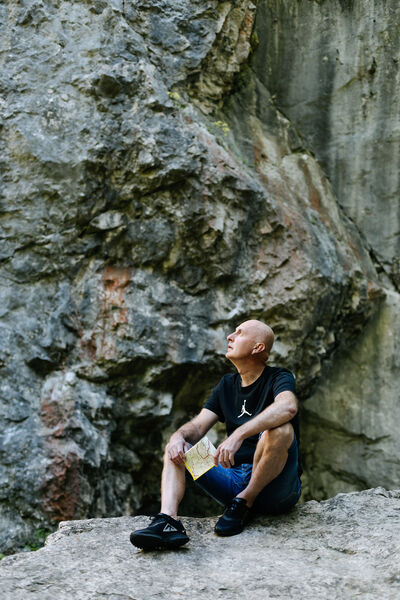  ,   Michal, 53 ,  