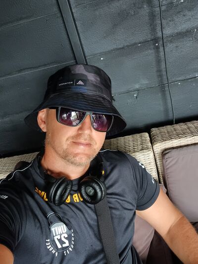  Denpasar,   Alex, 43 ,   ,   