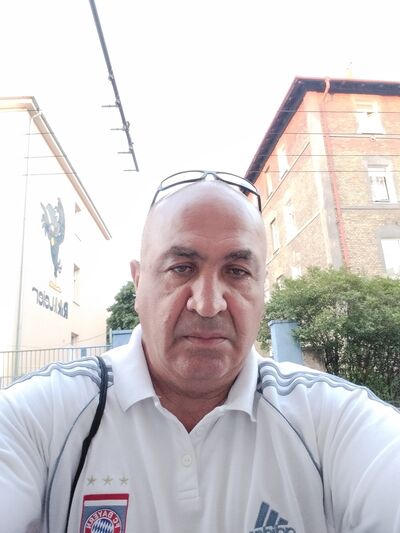  ,   Nikoloz, 49 ,   ,   