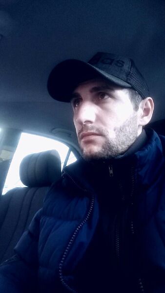  ,   Rino, 37 ,   ,   