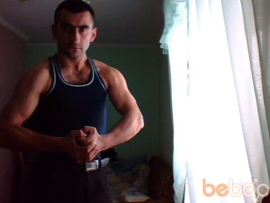  ,   Agom, 40 ,  