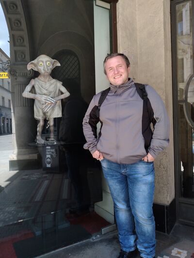  ,   Volodymyr, 46 ,   ,   