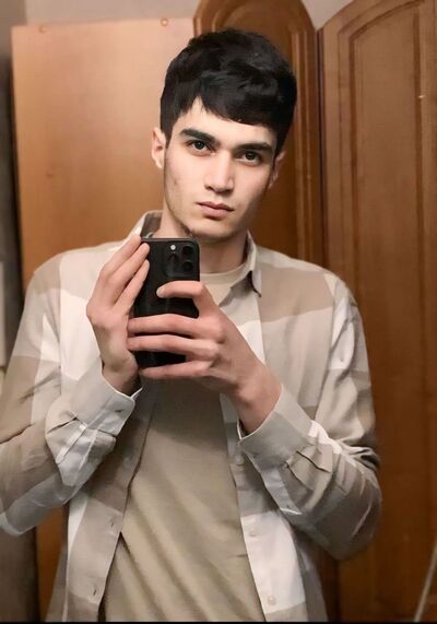  Fohrenhain,   Narek, 23 ,   ,   