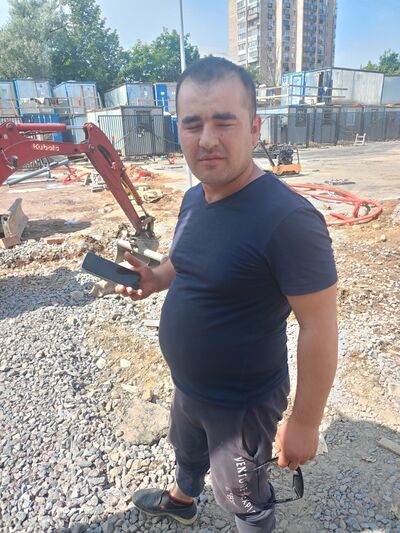  ,   Musilman, 42 ,   ,   
