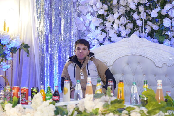  ,   ABDULXAMID, 25 ,     , c 