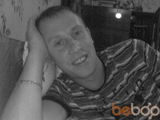  3888571  Michail, 45 ,    