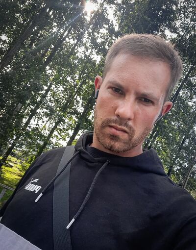  ,   Maxim, 26 ,   ,   