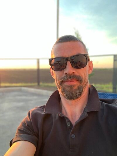  ,   Dominic, 44 ,   ,   , c , 