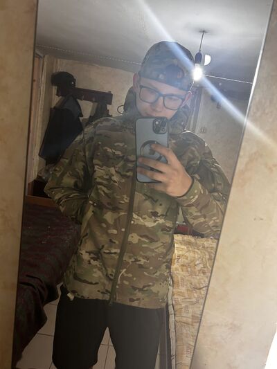  ,   Egor, 21 ,   ,   