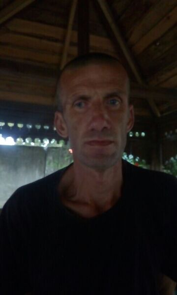  ,   Casa, 46 ,   ,   