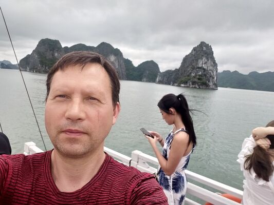  ,   Dmitry, 47 ,   ,   , c 
