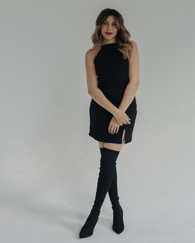  ,   Lali, 30 ,   ,   