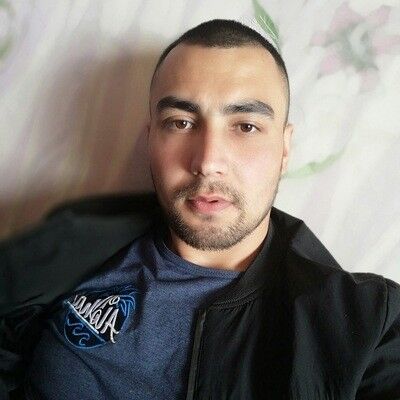  ,   Mikhail, 32 ,   