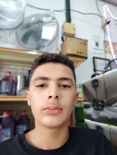  -,   Mika, 20 ,   ,   