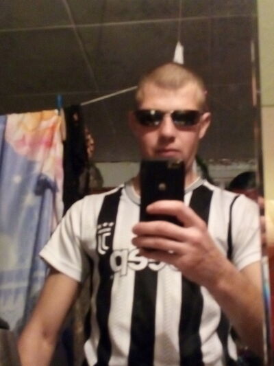  ,   MoreMen, 41 ,   ,   , c 