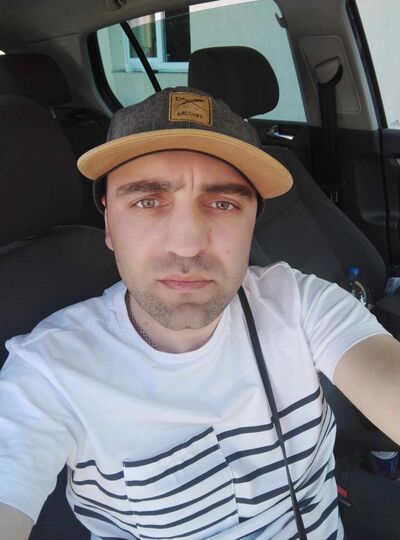  ,   Maxo, 30 ,   ,   